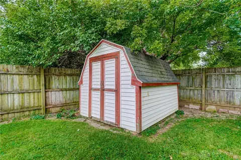 2285 Broadmoor Dr, Kettering, OH 45419 photo 42
