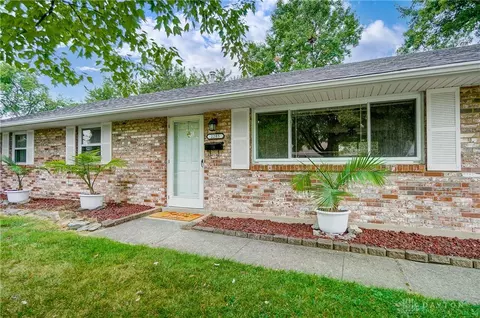 2285 Broadmoor Dr, Kettering, OH 45419 photo 5
