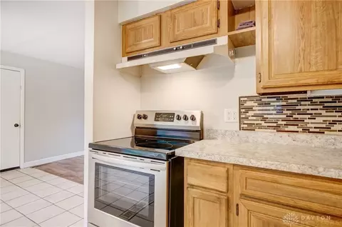 2285 Broadmoor Dr, Kettering, OH 45419 photo 22
