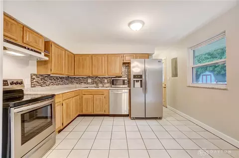 2285 Broadmoor Dr, Kettering, OH 45419 photo 18
