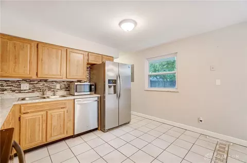 2285 Broadmoor Dr, Kettering, OH 45419 photo 19
