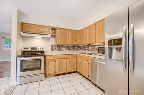 2285 Broadmoor Dr, Kettering, OH 45419 photo 20