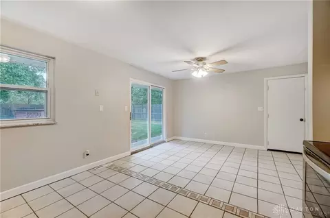 2285 Broadmoor Dr, Kettering, OH 45419 photo 23
