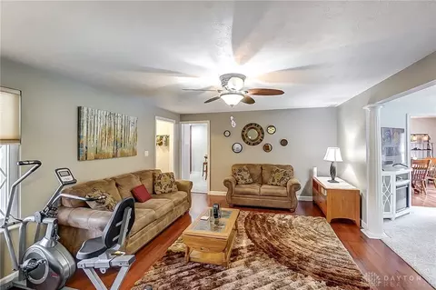 1031 Bahia Dr, Springfield, OH 45503 photo 8