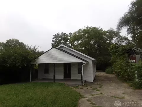 3122 Yankee Rd, Middletown, OH 45044
