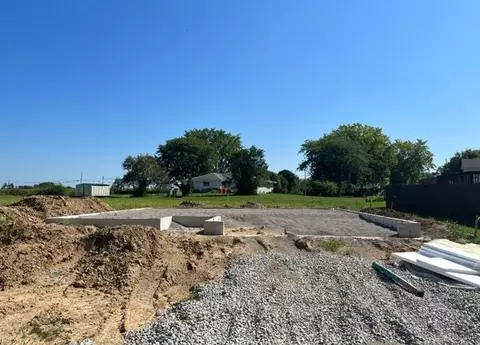 5204 Burton Dr, Moorefield Twp, OH 45503