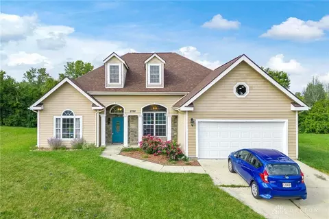 2092 Thimble Creek Dr, Dayton, OH 45426