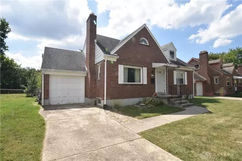 720 E Stroop Rd, Dayton, OH 45429