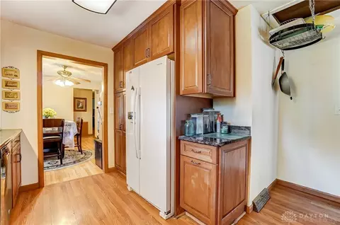6880 Chama Trl, Enon, OH 45323 photo 12