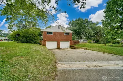 6880 Chama Trl, Enon, OH 45323 photo 28