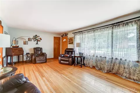 6880 Chama Trl, Enon, OH 45323 photo 7