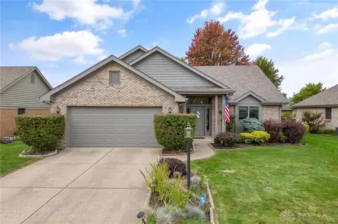 9451 Country Path Trl, Miamisburg, OH 45342
