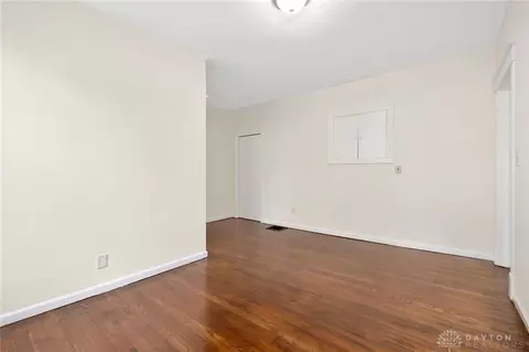 116 Bacon St, Cincinnati, OH 45215 photo 8