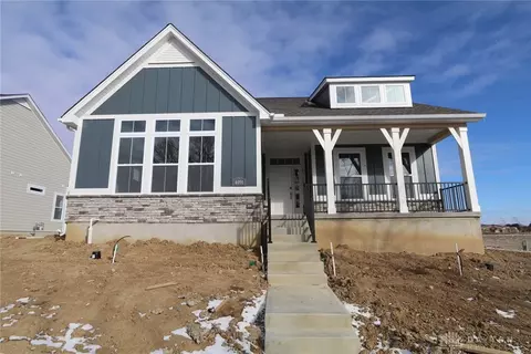 4091 Pepperwell Cir #61, Sugarcreek Township, OH 45440
