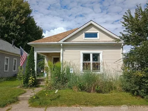 54 Thornhill Ave, Xenia, OH 45385