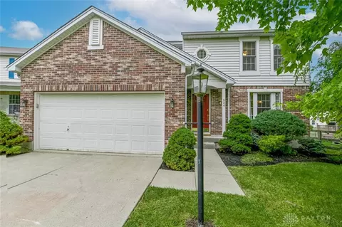 524 Elm Ridge Ct, Cincinnati, OH 45244