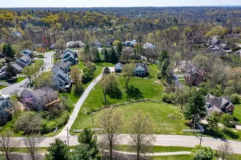 3721 Mohler Rd, Blue Ash, OH 45241
