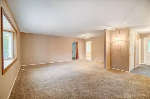 2980 Ebenezer Dr, Cincinnati, OH 45233 photo 5