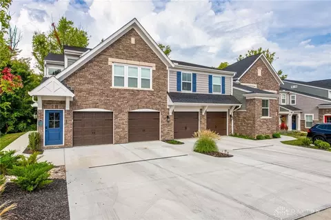 4305 Value Springs Dr, Cincinnati, OH 45245 photo 2