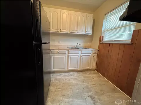 3330 Cavanaugh Ave, Cincinnati, OH 45211 photo 3