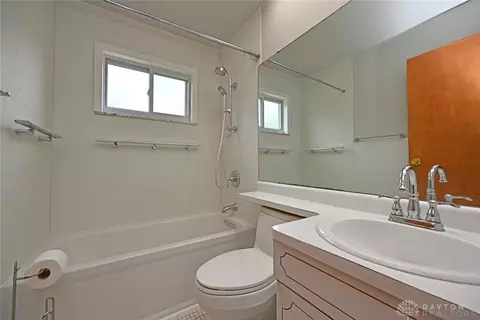 1126 Meadowind Ct, Cincinnati, OH 45231 photo 26