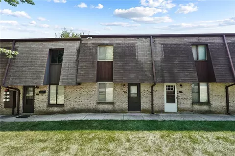 7815 N Main St #10, Dayton, OH 45415