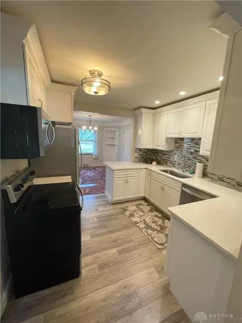 115 E Whipp Rd, Dayton, OH 45459 photo 5