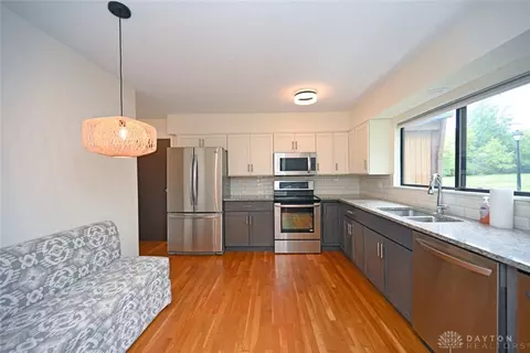 574 Maple Ln, Mason, OH 45040 photo 4