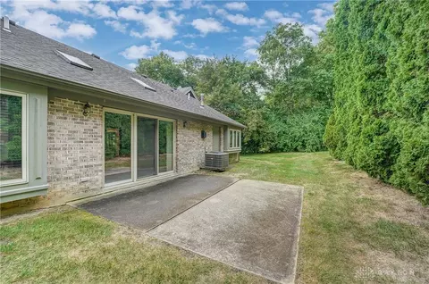8521 Gurney Ct, Centerville, OH 45458 photo 48