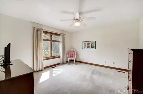 8521 Gurney Ct, Centerville, OH 45458 photo 38
