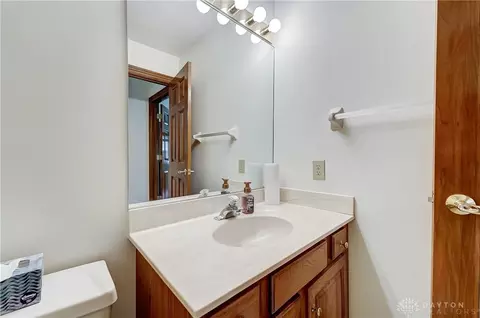 8521 Gurney Ct, Centerville, OH 45458 photo 46