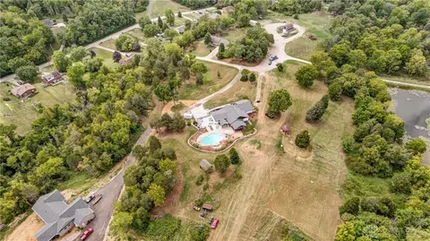 6994 Hearne Rd, Cincinnati, OH 45248 photo 4