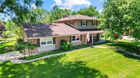 4824 Ronald Dr, Middletown, OH 45042