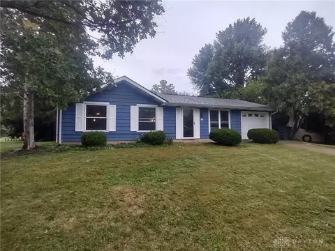 84 Regency Dr, Cedarville, OH 45314