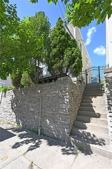 258 Klotter Ave, Cincinnati, OH 45219