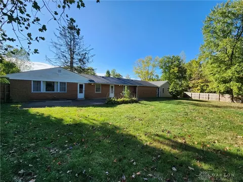 524 Iris Ln, Cincinnati, OH 45255 photo 16