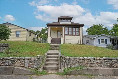 1289 Central Park Ave, Kettering, OH 45409 photo 4