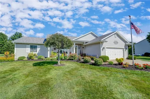 245 Hawthorne Dr, Wilmington, OH 45177