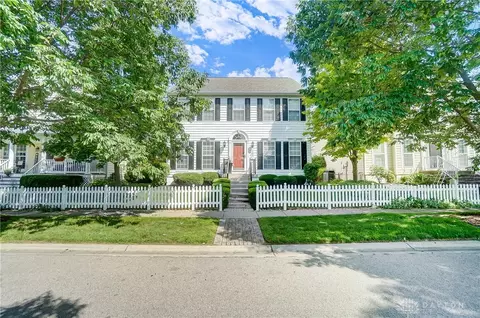 1631 Olde Haley Dr, Dayton, OH 45458 photo 2