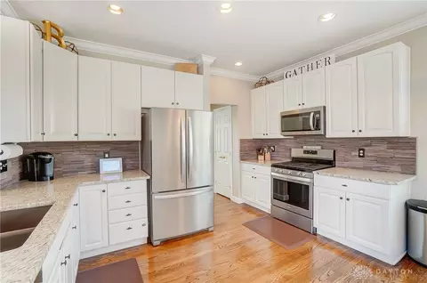 1631 Olde Haley Dr, Dayton, OH 45458 photo 17
