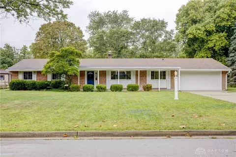 6051 Waterloo Rd, Dayton, OH 45459