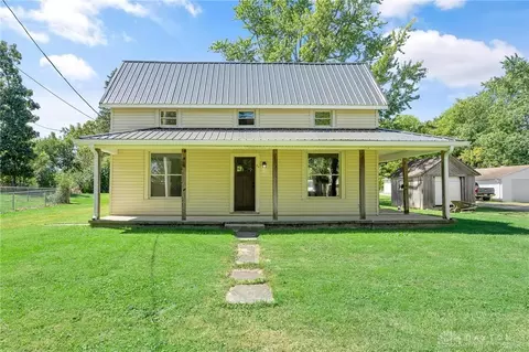 64 Larrick Rd, Lees Creek, OH 45169