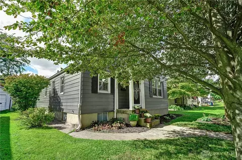 2833 Dwight Ave, Dayton, OH 45420 photo 3