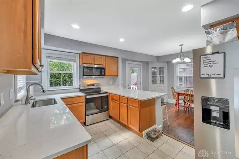 3791 Ferdinand Pl, Cincinnati, OH 45209 photo 8