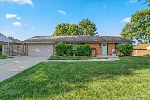 3065 Viewcrest Pl, Dayton, OH 45420