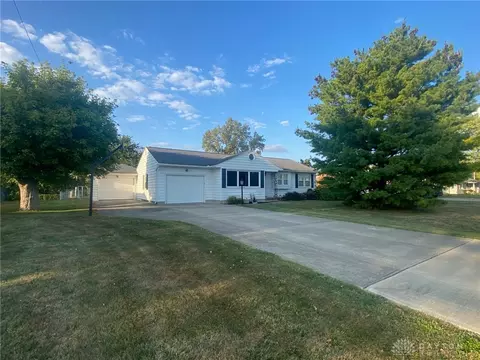 109 Hemple Rd, Farmersville, OH 45325