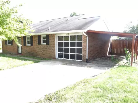 1731 Amarillo Dr, Hamilton, OH 45013