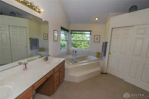 4999 Guards Ln, Cincinnati, OH 45244 photo 50