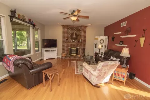 4999 Guards Ln, Cincinnati, OH 45244 photo 23