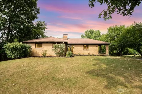 6716 Springdale Rd, Colerain Township, OH 45247